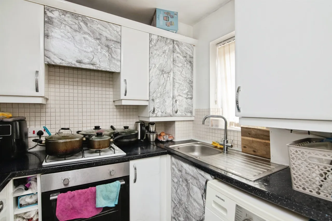 Sandringham Court, Great Barr, Birmingham, photo 12