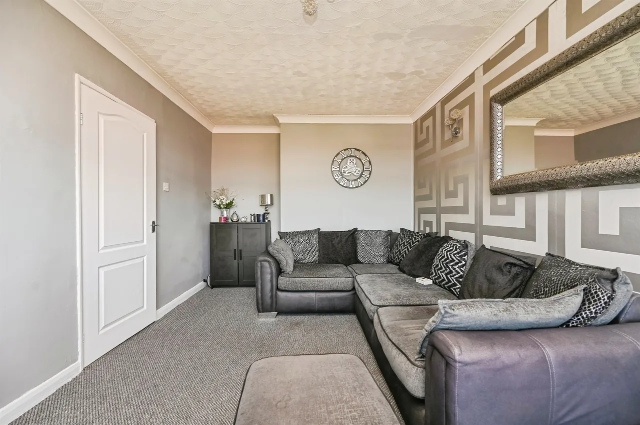 Acresgate Court, Liverpool, L25, photo 3