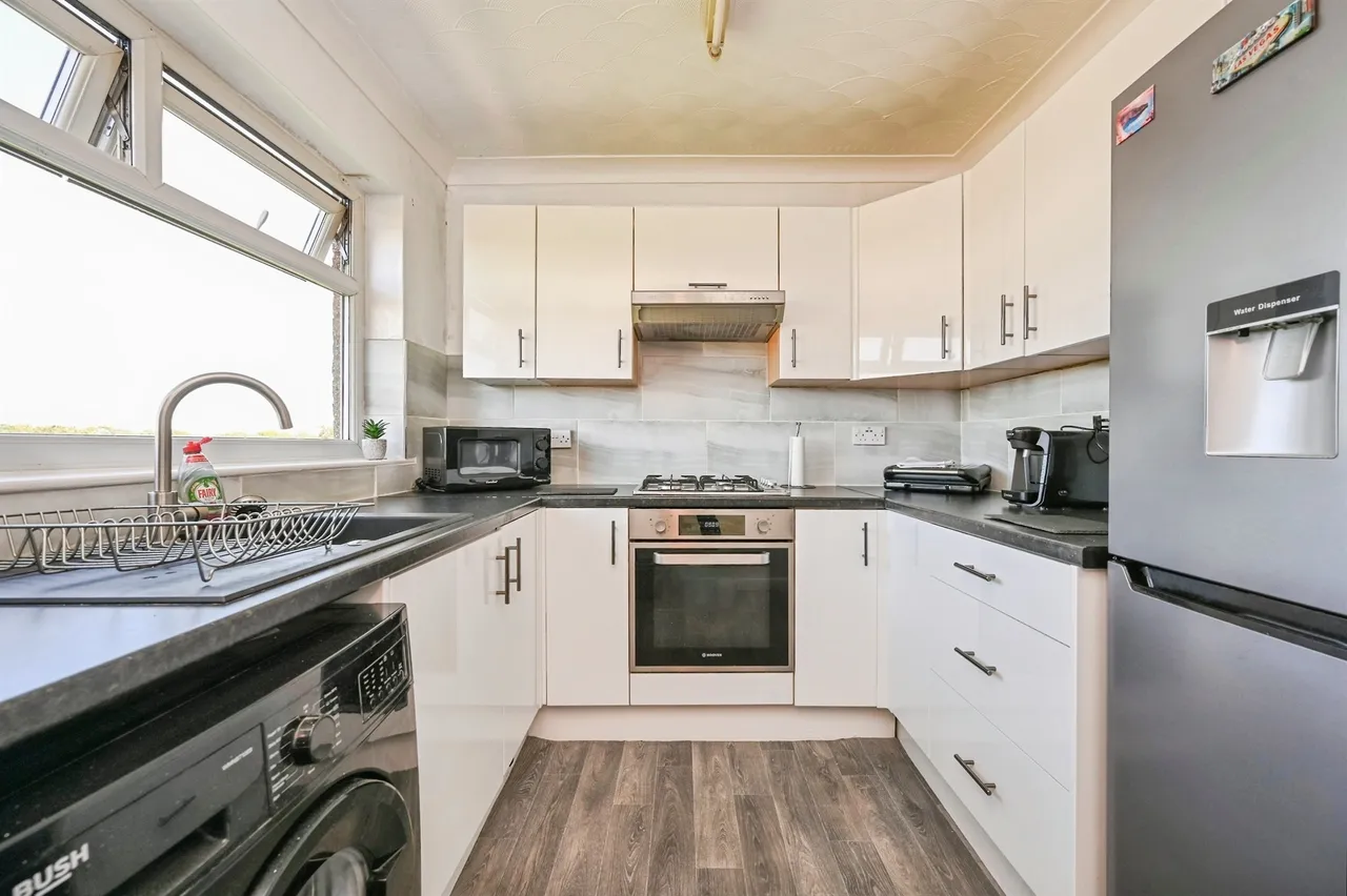Acresgate Court, Liverpool, L25, photo 5