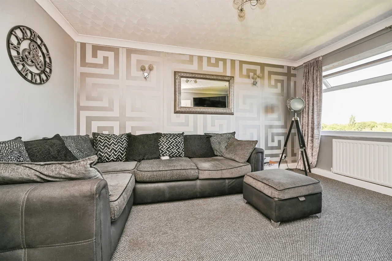 Acresgate Court, Liverpool, L25, photo 4