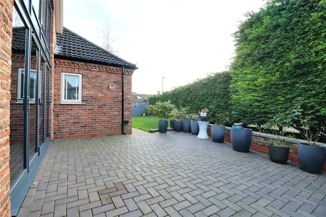 Glen Vine The Briars, Broughton, DN20, photo 22