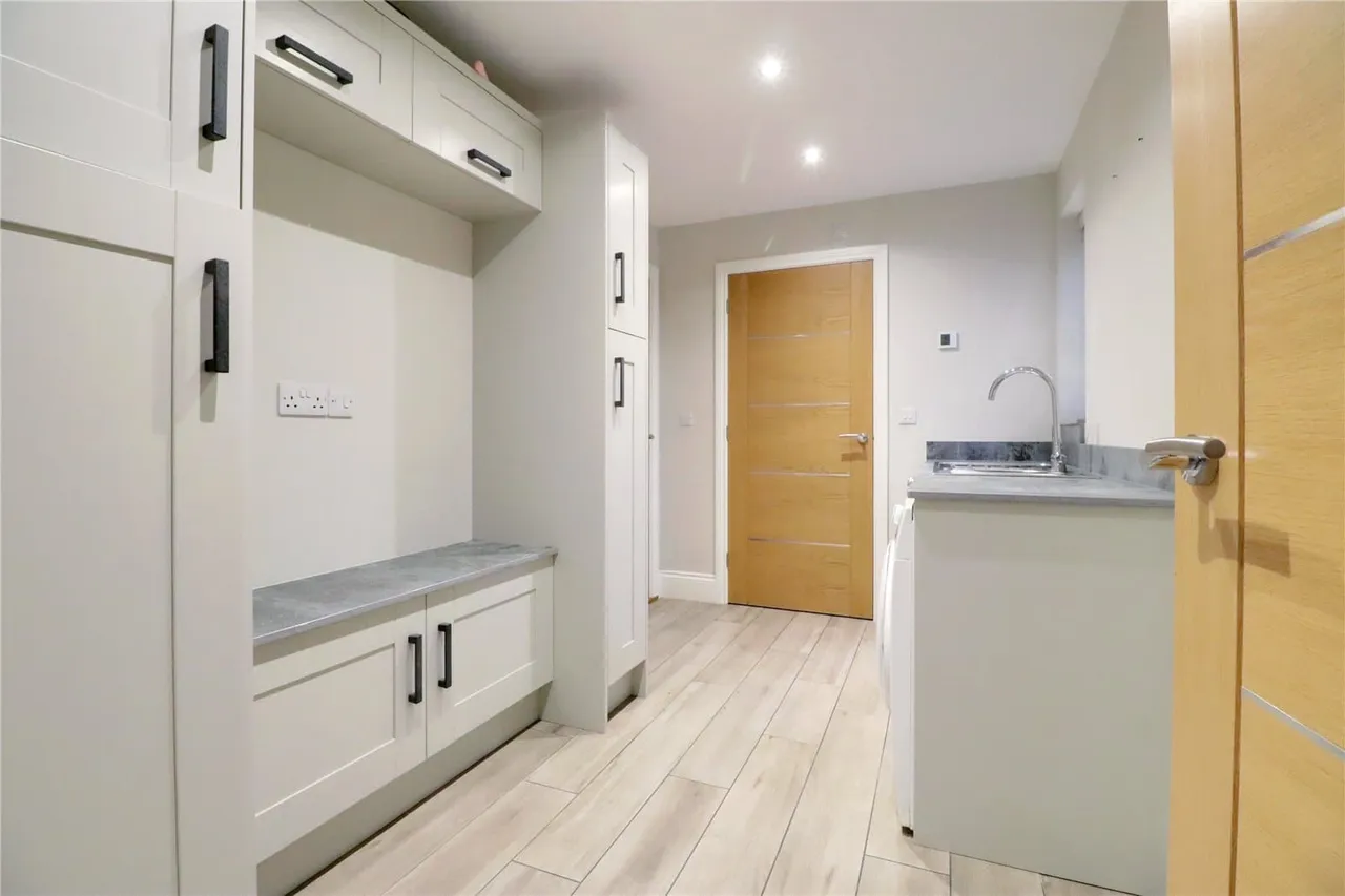 Glen Vine The Briars, Broughton, DN20, photo 8