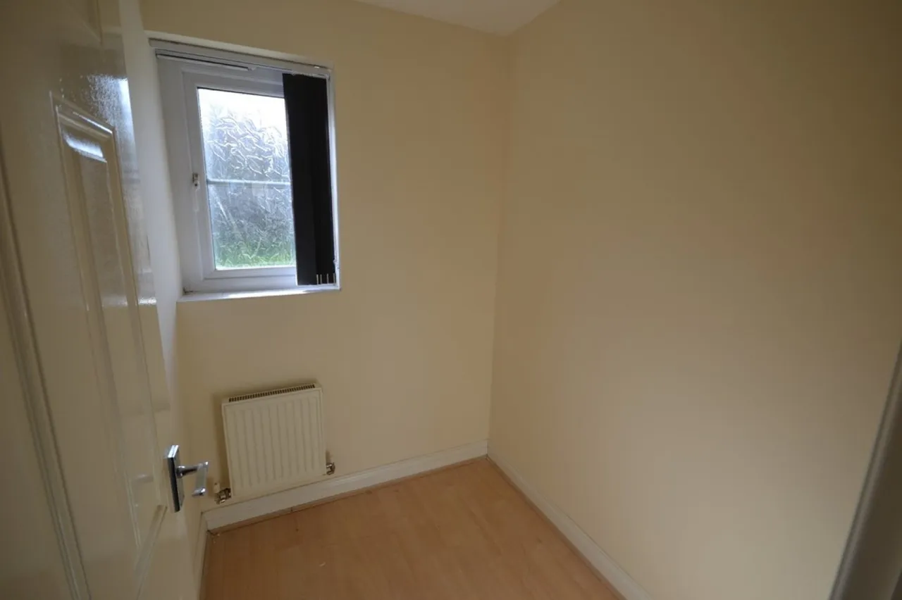 Brompton Road, Hamilton, Leicester, photo 5