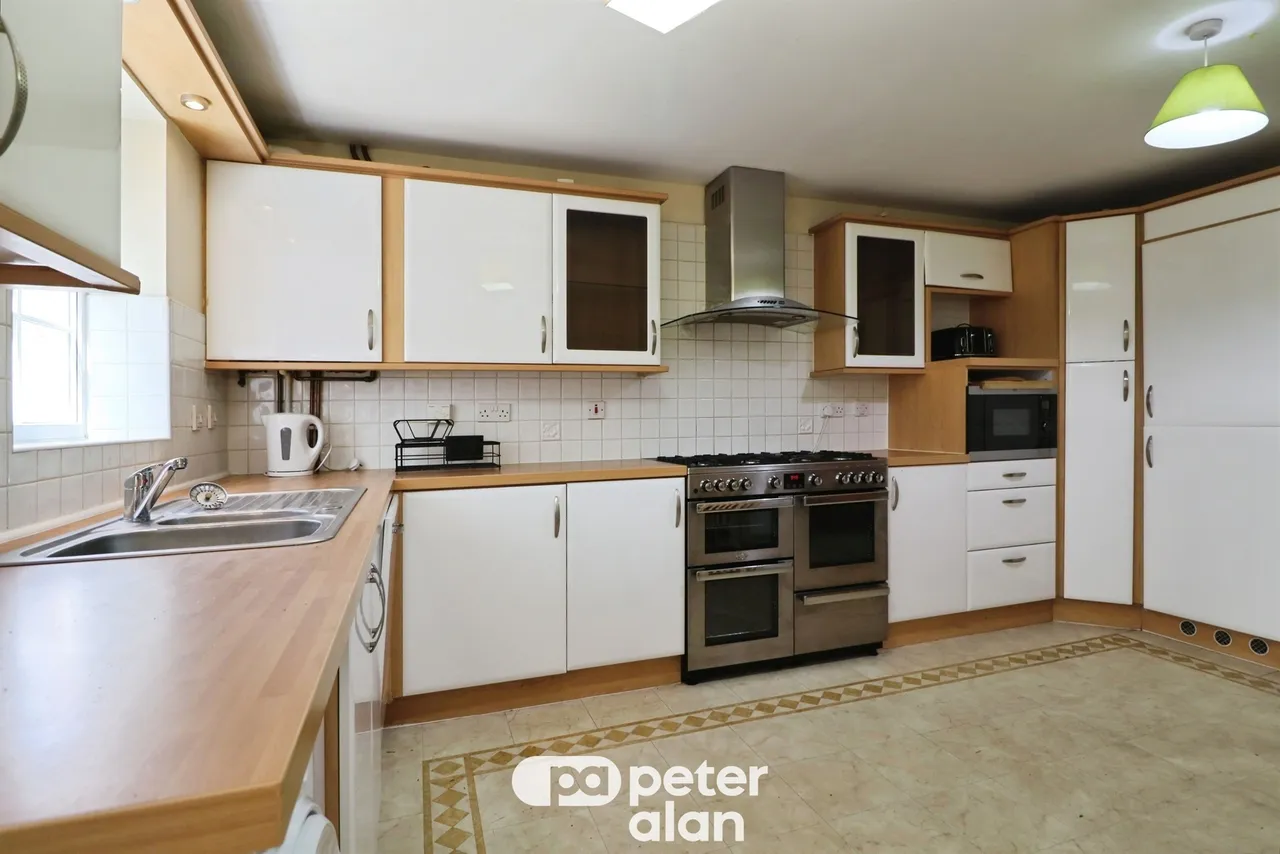 Doe Close, Cardiff, CF23, photo 4