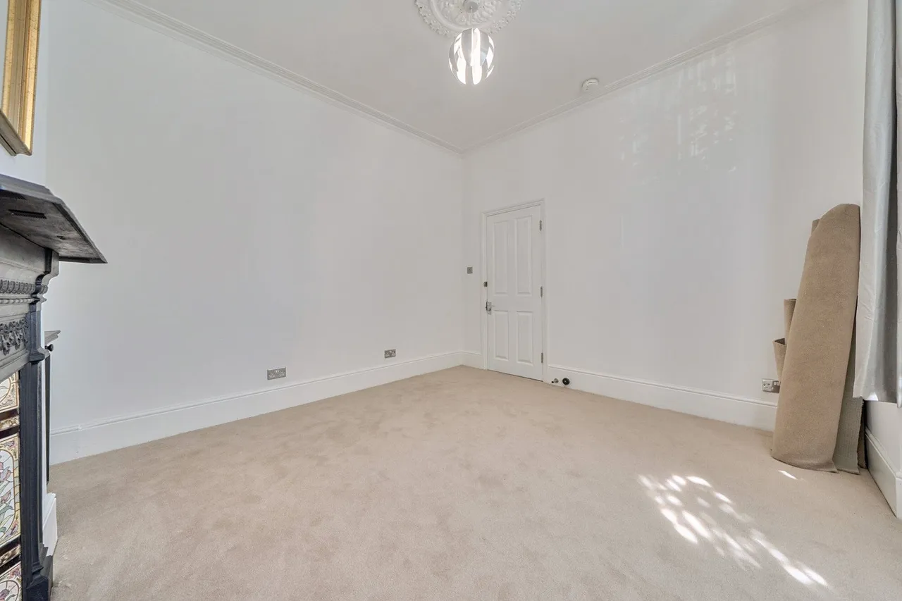Bowness Road, SE6, photo 23