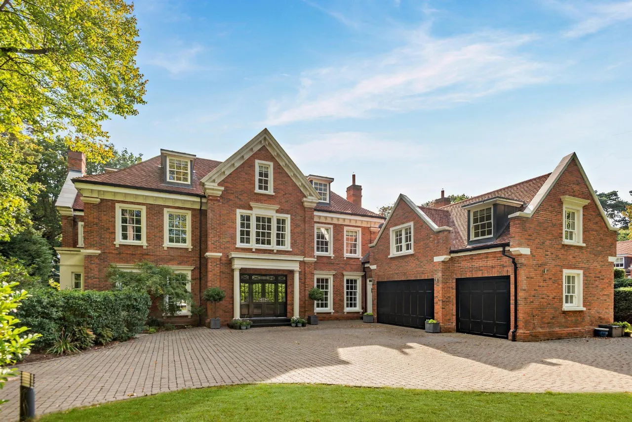 6 bed house for sale — Monks Walk, Ascot, Berkshire, SL5 9AZ
