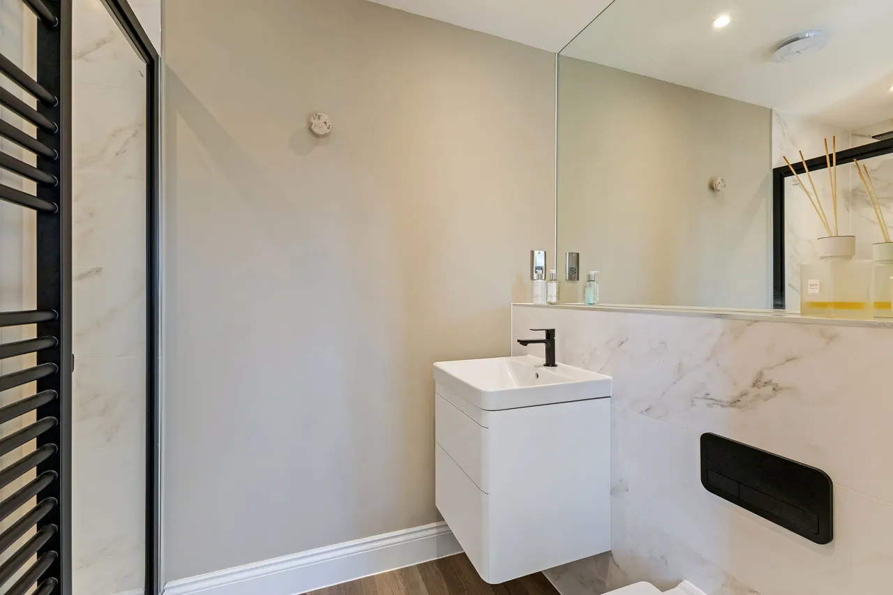 Sumners Fields, Barns Green, RH13, photo 11
