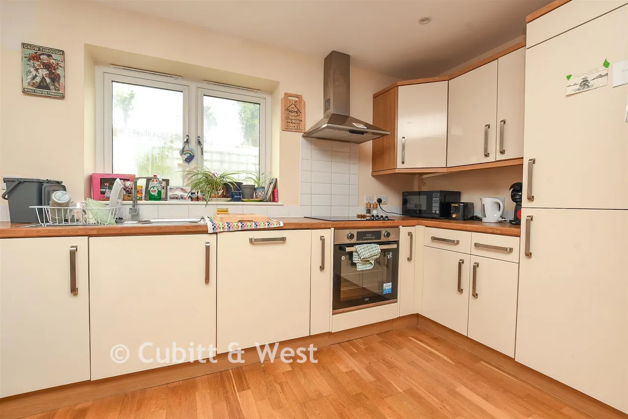 Woodlands Road, Redhill, RH1, photo 4