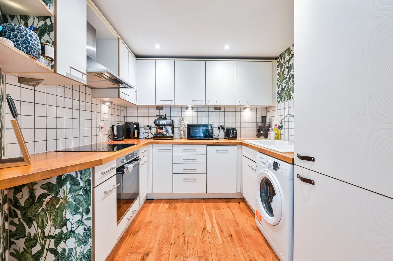 Flat 61, 64 St Georges Way, London, photo 8