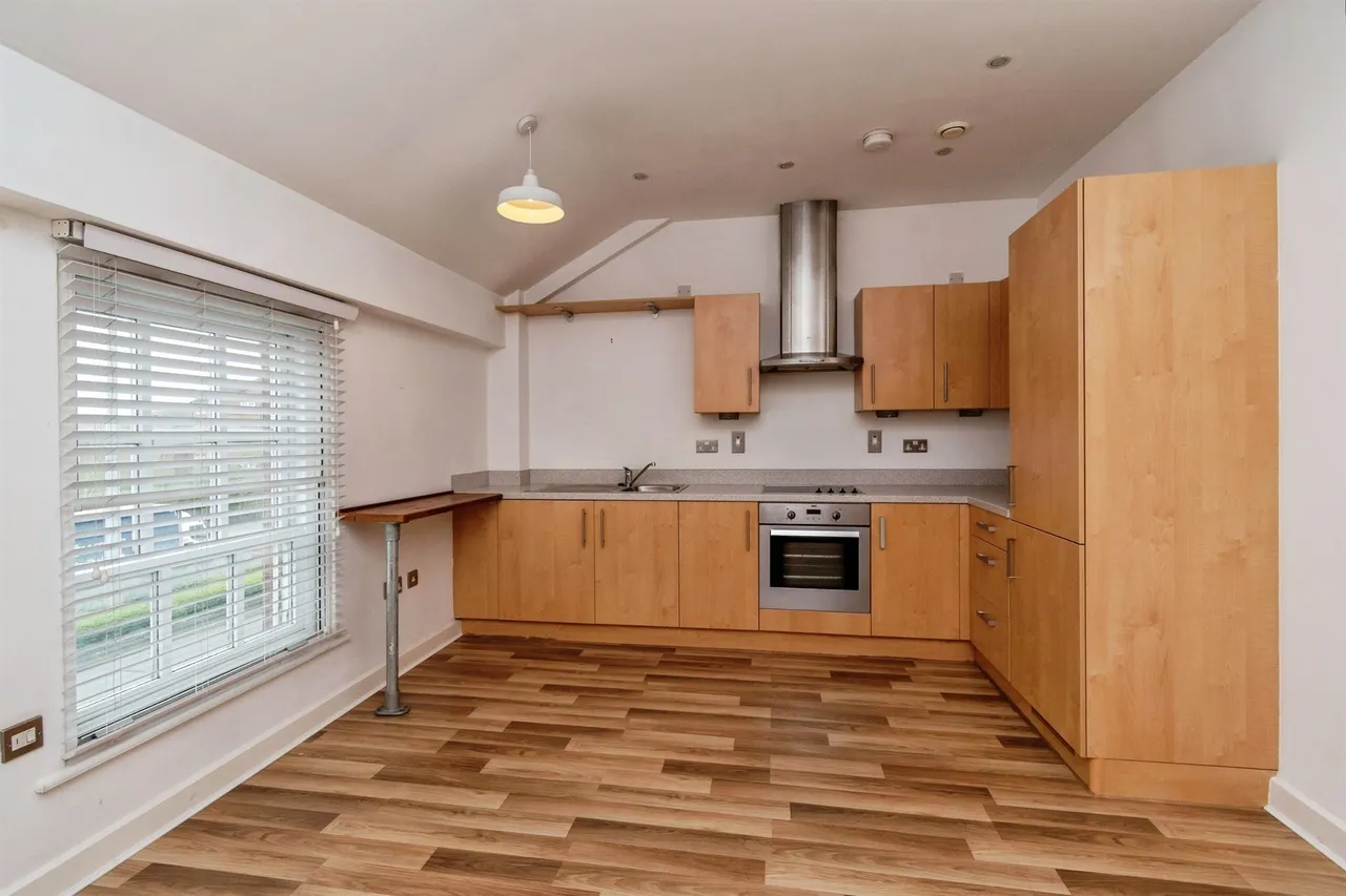 Wolverhampton Street, Walsall, WS2, photo 5