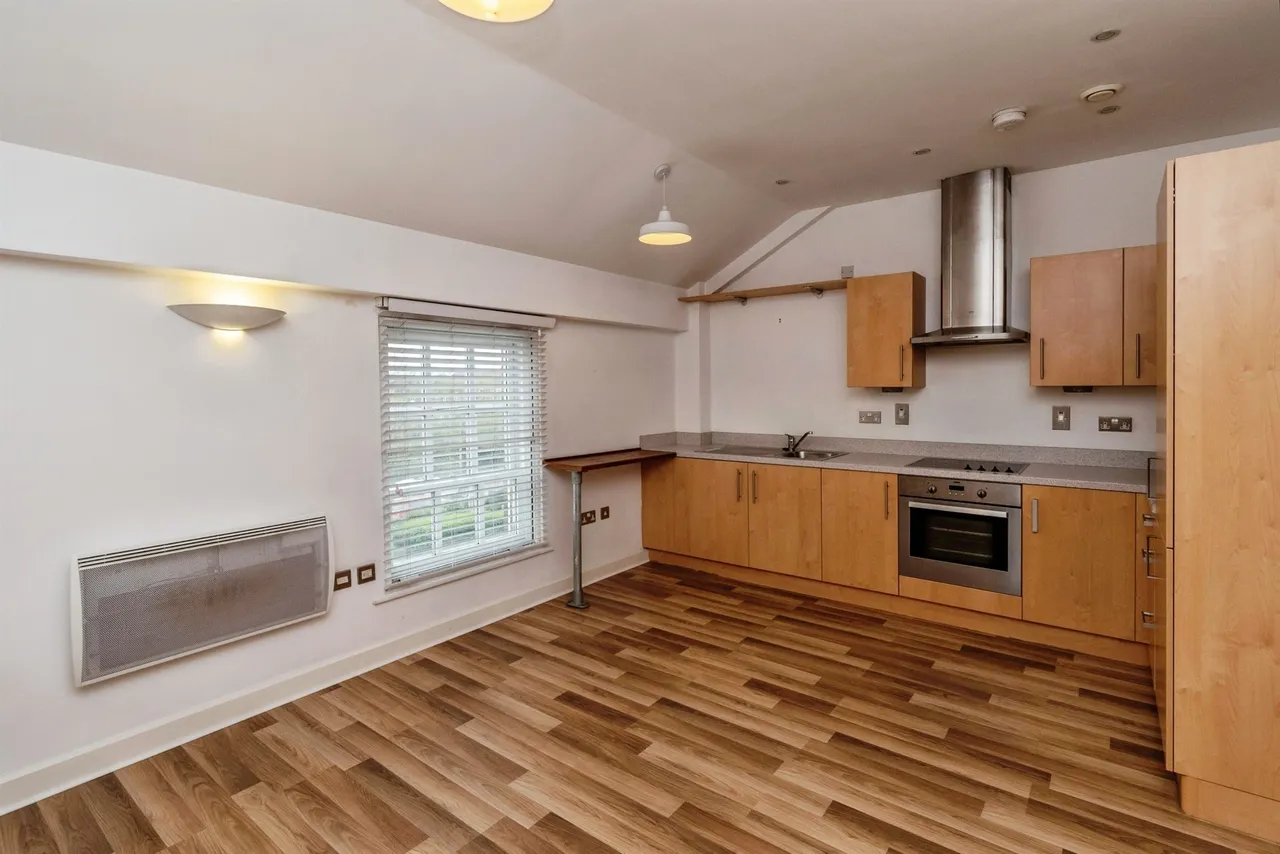 Wolverhampton Street, Walsall, WS2, photo 4