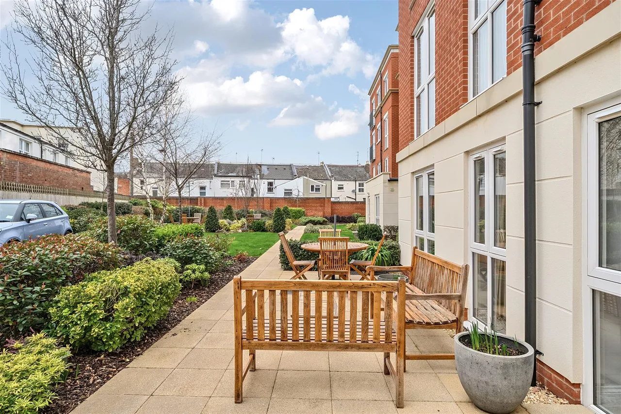 North Place, Cheltenham, GL50, photo 9