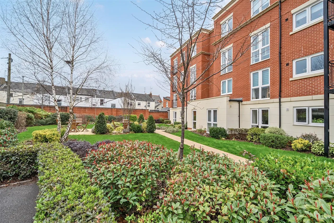 North Place, Cheltenham, GL50, photo 14