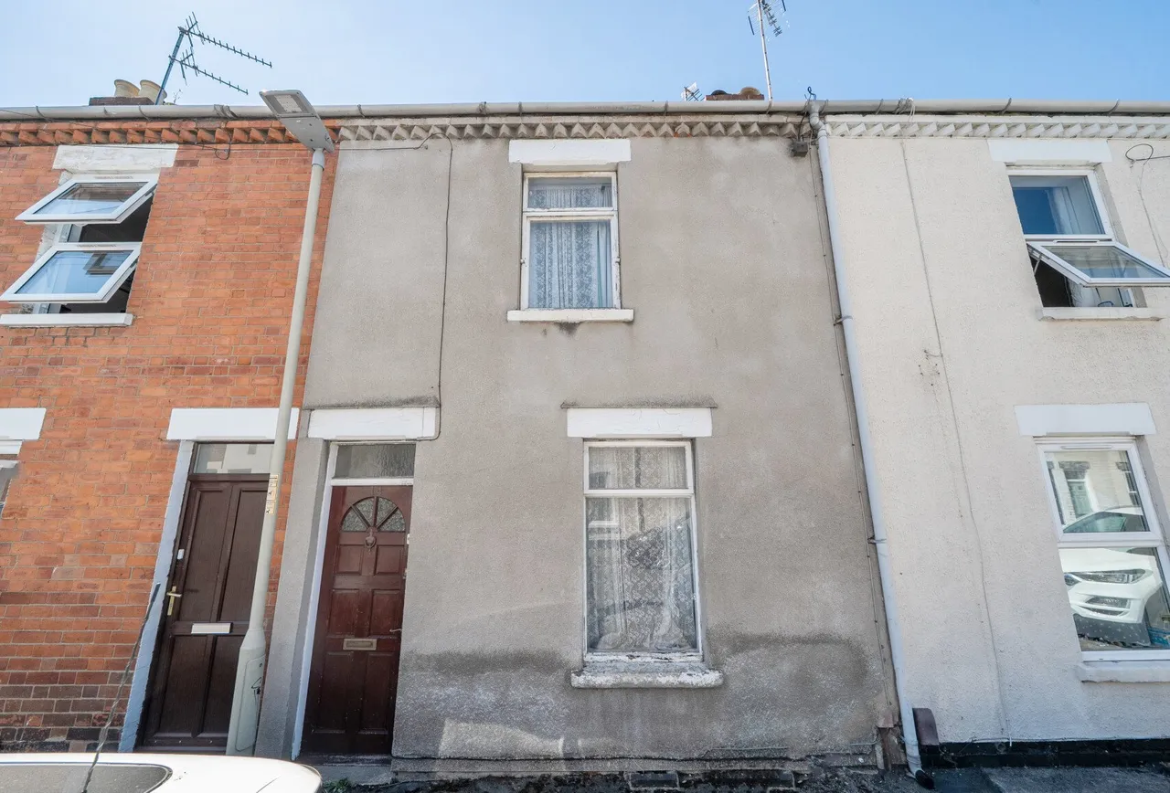 3 bed house for sale — Herbert Street, Gloucester, GL1 4DA