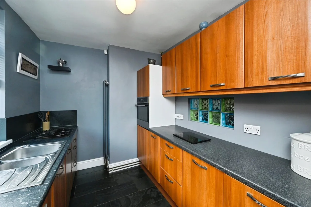 Edward Street, Kirkby-in-Ashfield, Nottingham, Nottinghamshire, NG17, photo 6