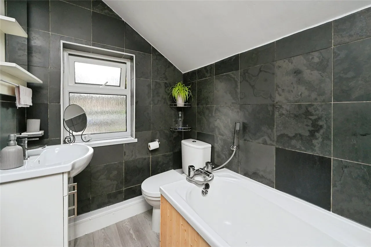 Edward Street, Kirkby-in-Ashfield, Nottingham, Nottinghamshire, NG17, photo 12