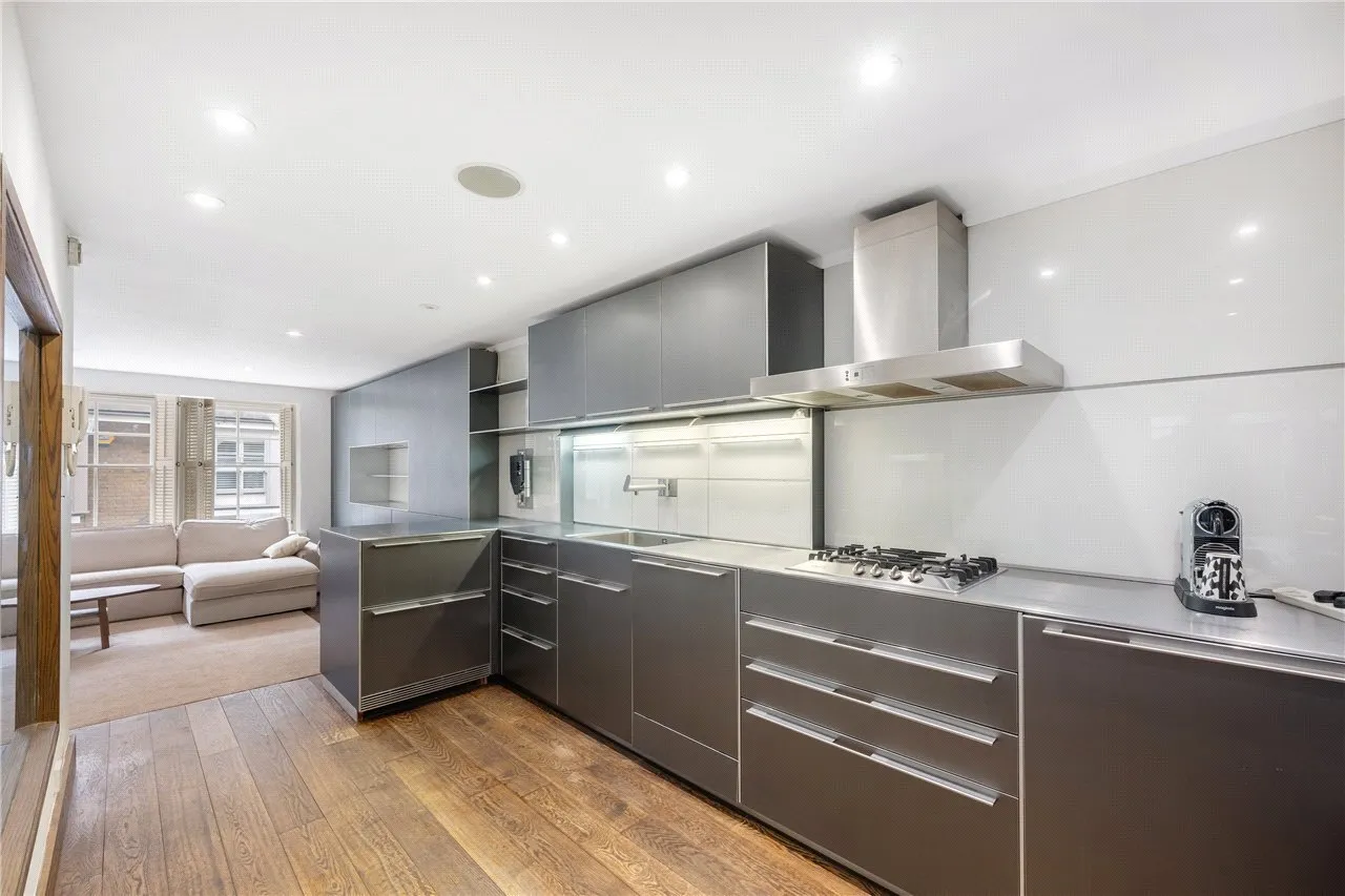 St. Catherines Mews, London, SW3, photo 8