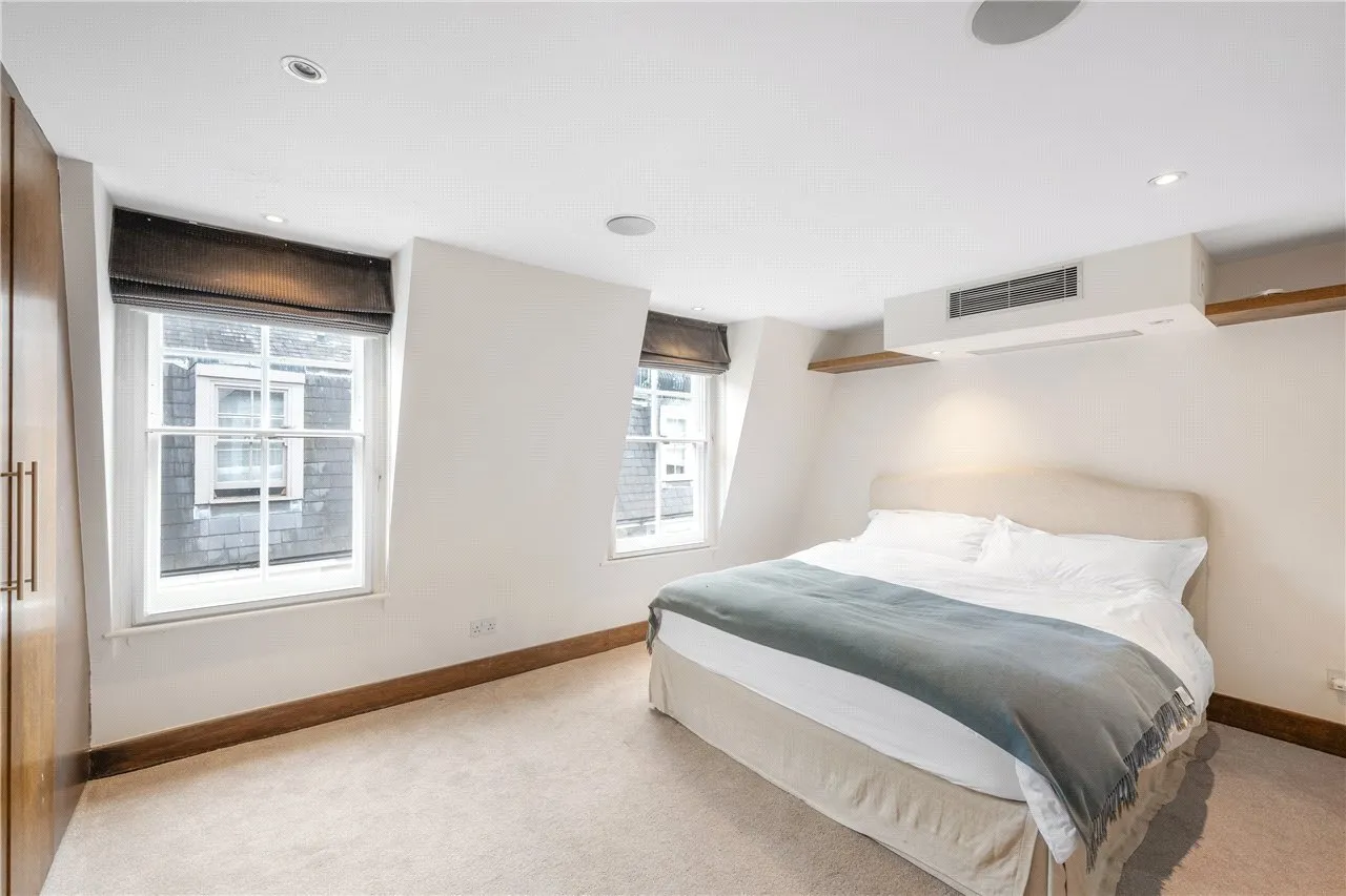 St. Catherines Mews, London, SW3, photo 9