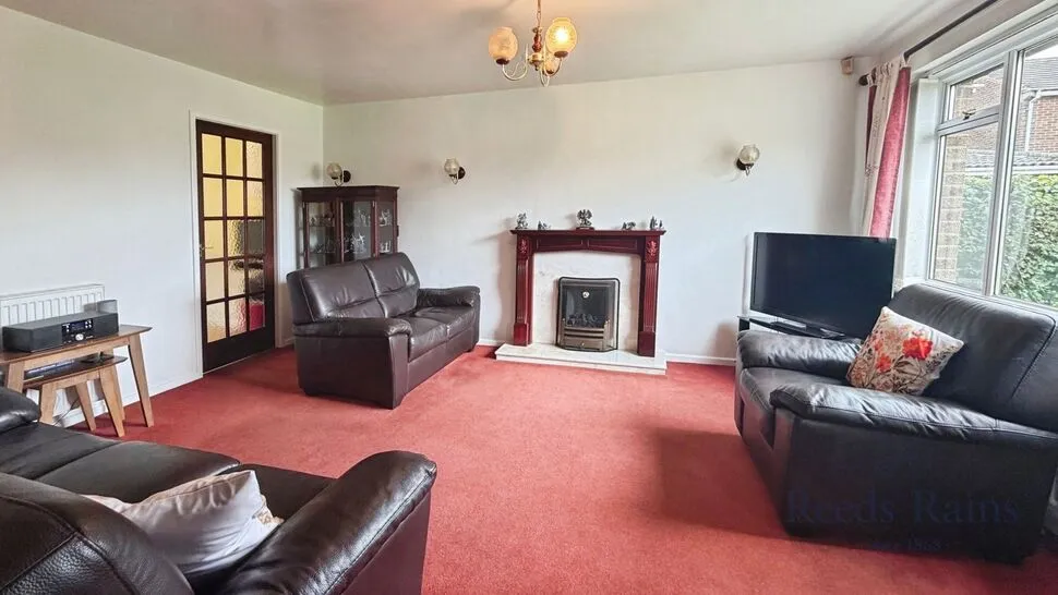 Walden Close, Ouston, Durham, DH2, photo 2