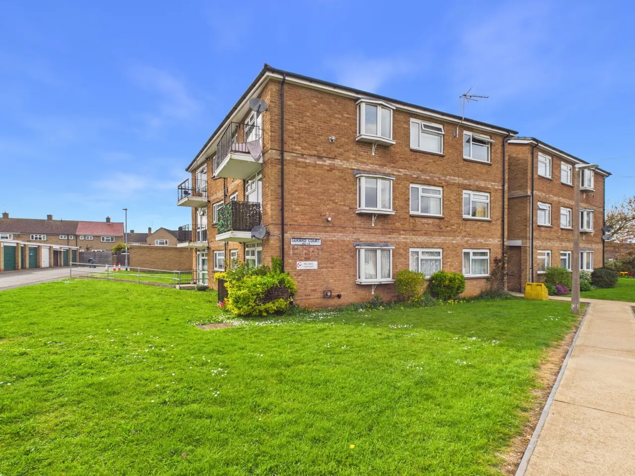 2 bed flat for sale, Gerrard Court Uppingham, Oakham, LE15