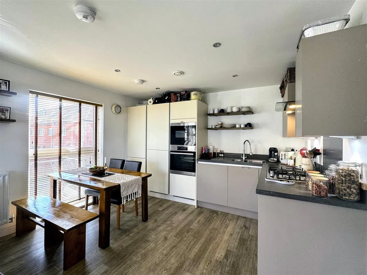 Ackers Drive, Ebbsfleet Valley, Kent DA10 1DX, photo 3