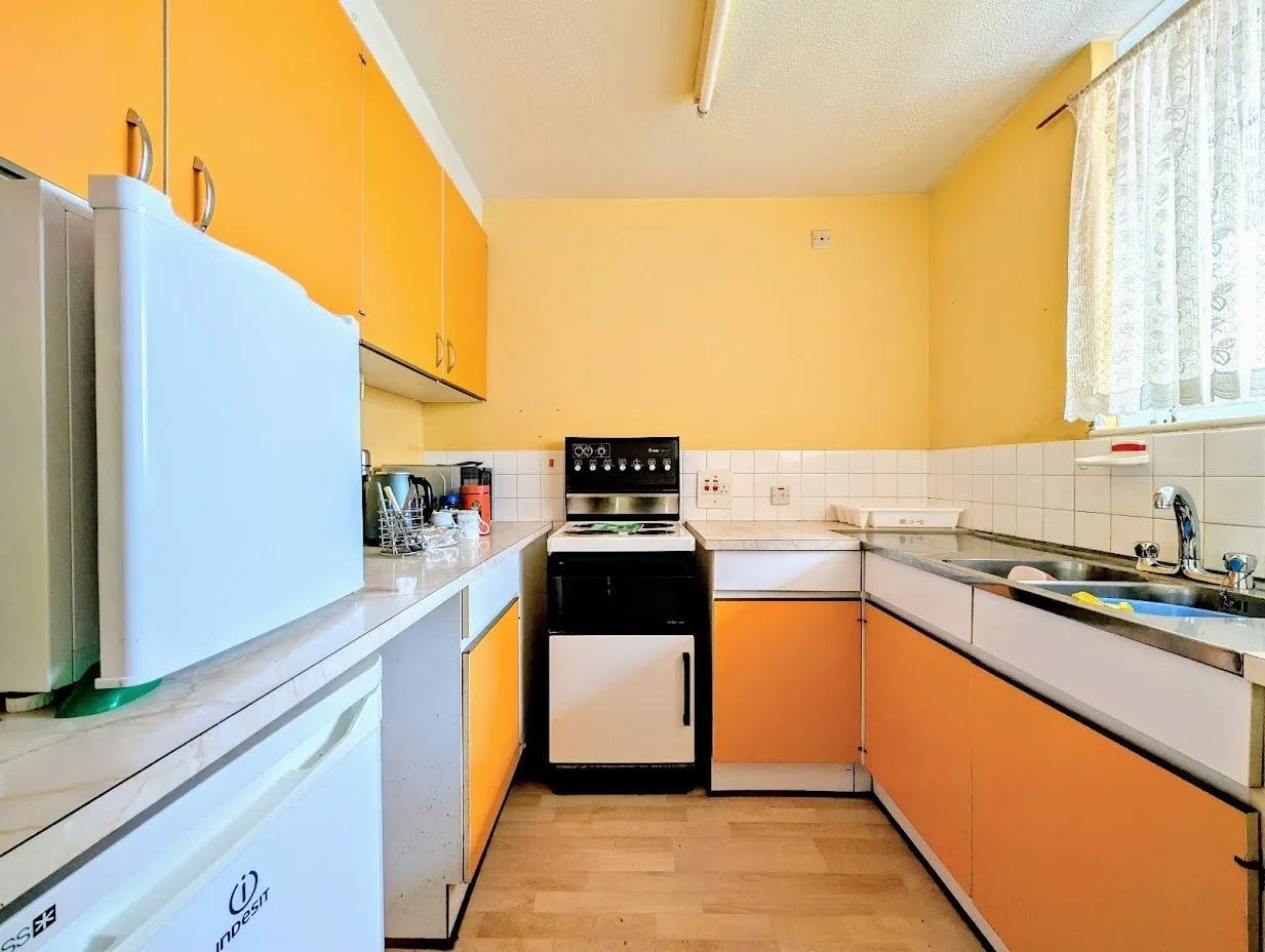 Guildbourne Centre, Worthing, BN11, photo 4
