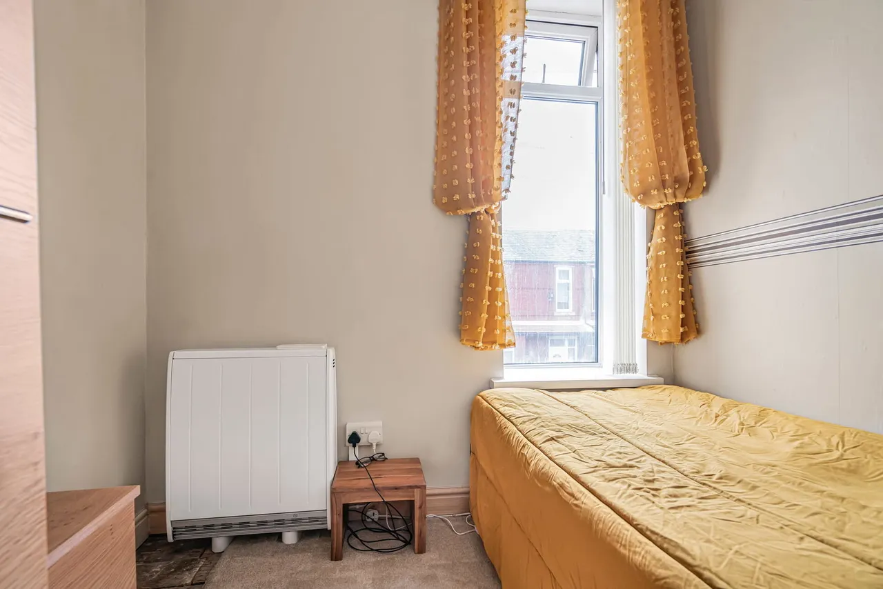 Leybourne Avenue, Manchester, M19, photo 15