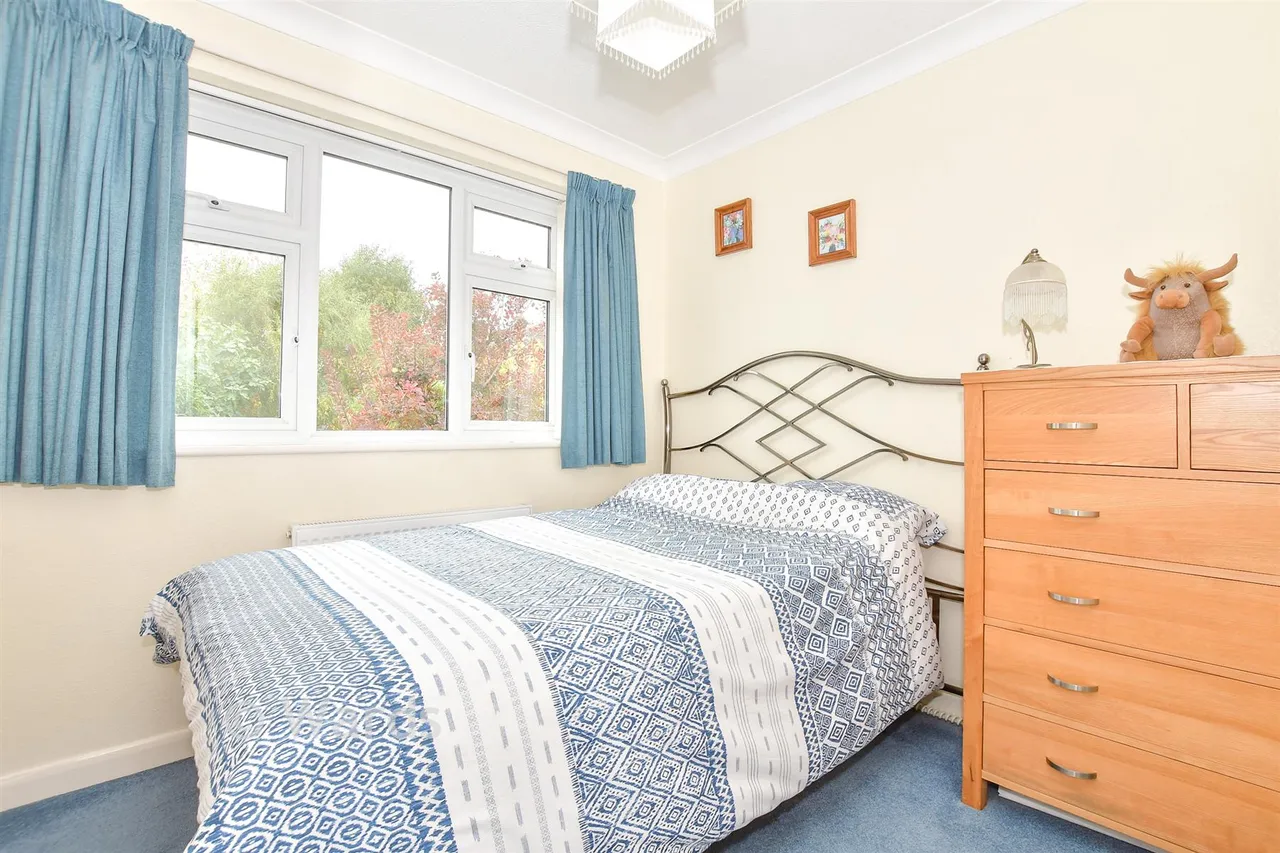 Parrock Avenue, Gravesend, DA12, photo 7