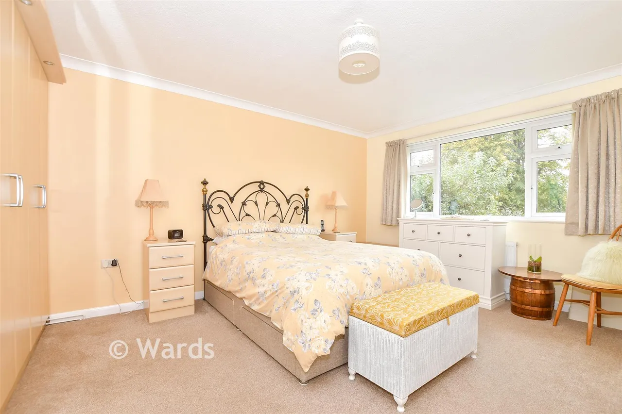 Parrock Avenue, Gravesend, DA12, photo 6