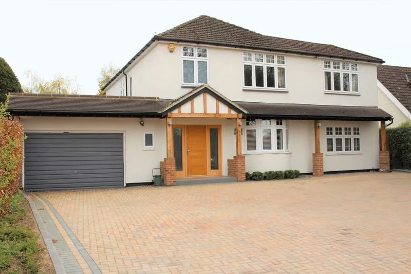 5 bed house for sale — Lower Road Bookham, Leatherhead KT23 4AH