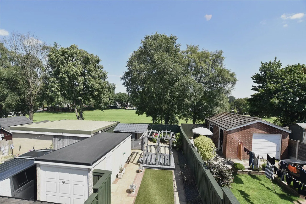 Higher Lomax Lane, Heywood, OL10, photo 18