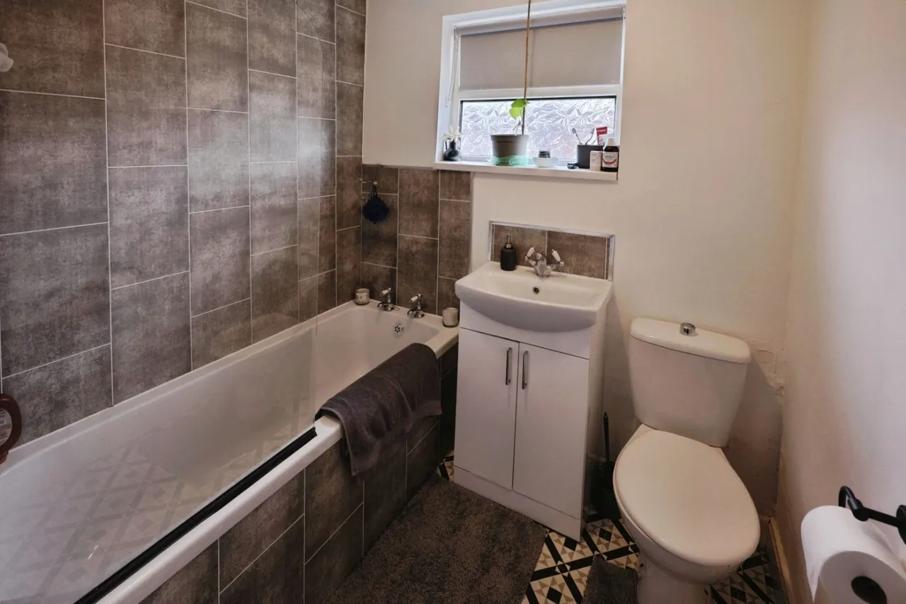 Brook Street, Coundon Grange, DL14, photo 6
