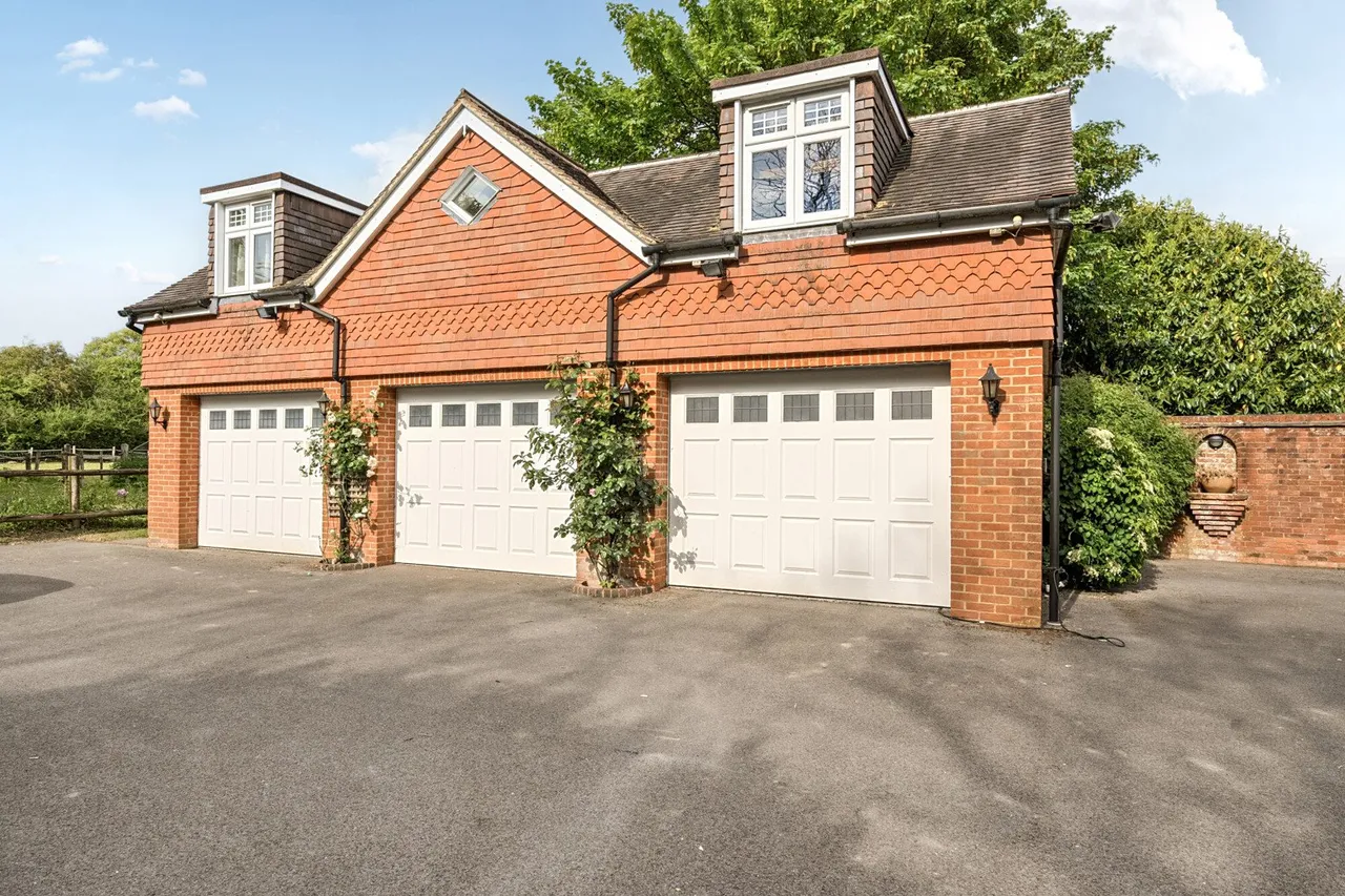 Main Road, TN16, photo 23