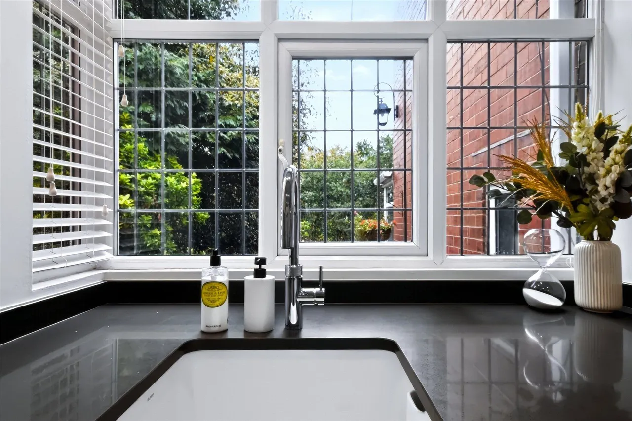 Milton Street, Royton, OL2, photo 10