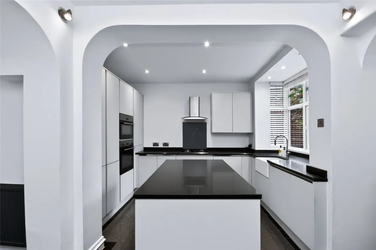 Milton Street, Royton, OL2, photo 14