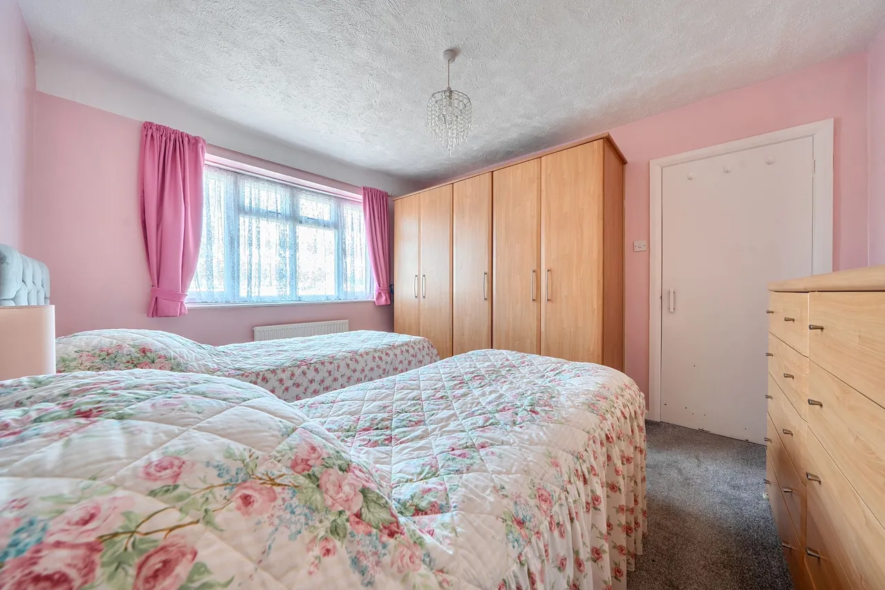 Woodfield Park Road, Emsworth, PO10, photo 8