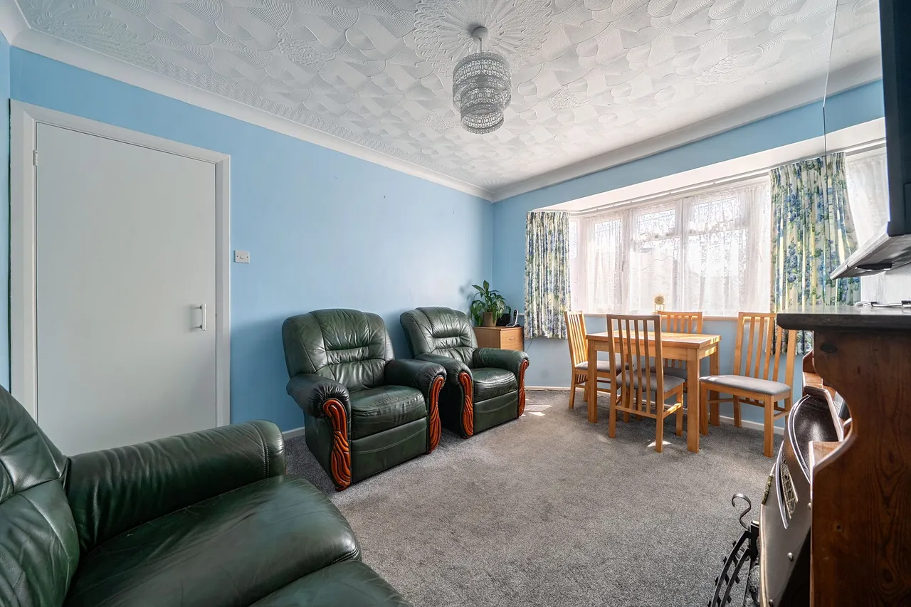 Woodfield Park Road, Emsworth, PO10, photo 5