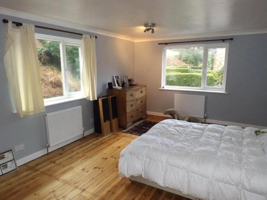 Lower Street, Fittleworth, RH20, photo 11