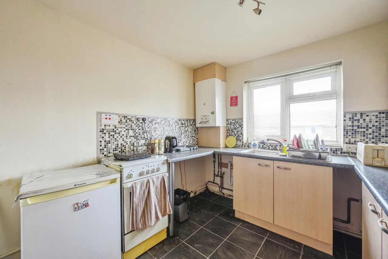 Sandalwood Road, Burton-on-Trent, DE15, photo 11