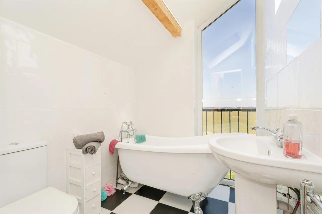 Middle Street, Trimingham, Norwich, photo 9