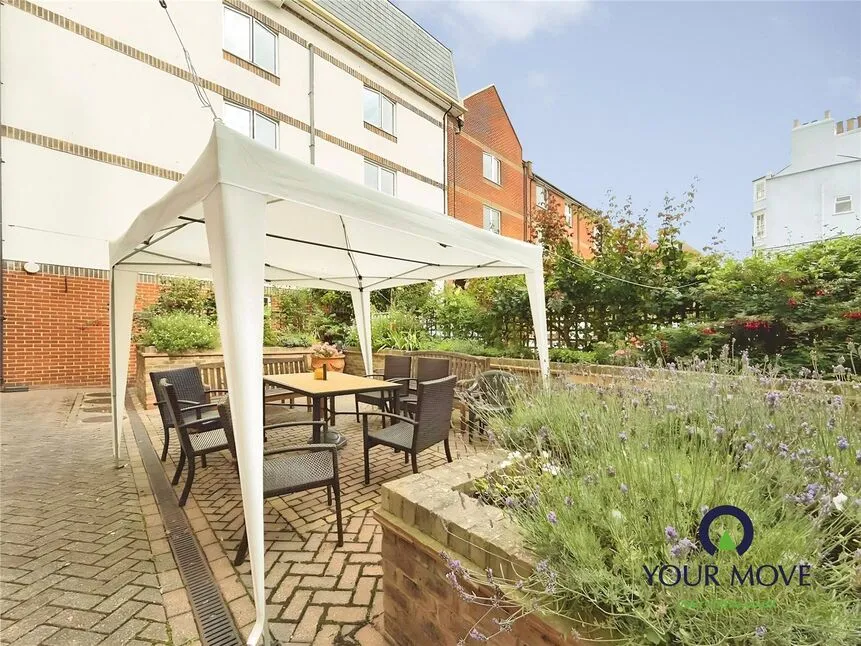 Queen Street, Ramsgate, Kent, CT11, photo 6