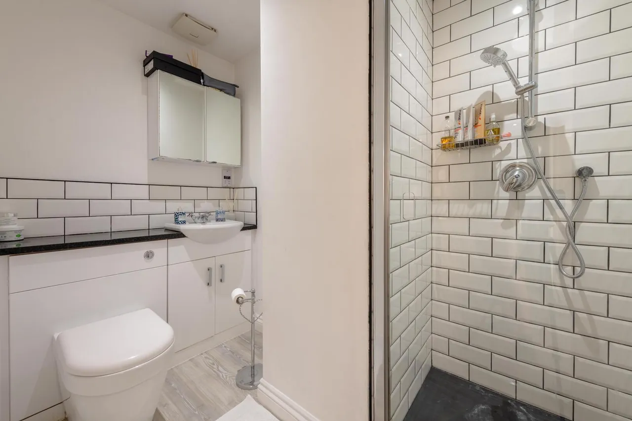 Nash Court, Belbroughton, Stourbridge, photo 16