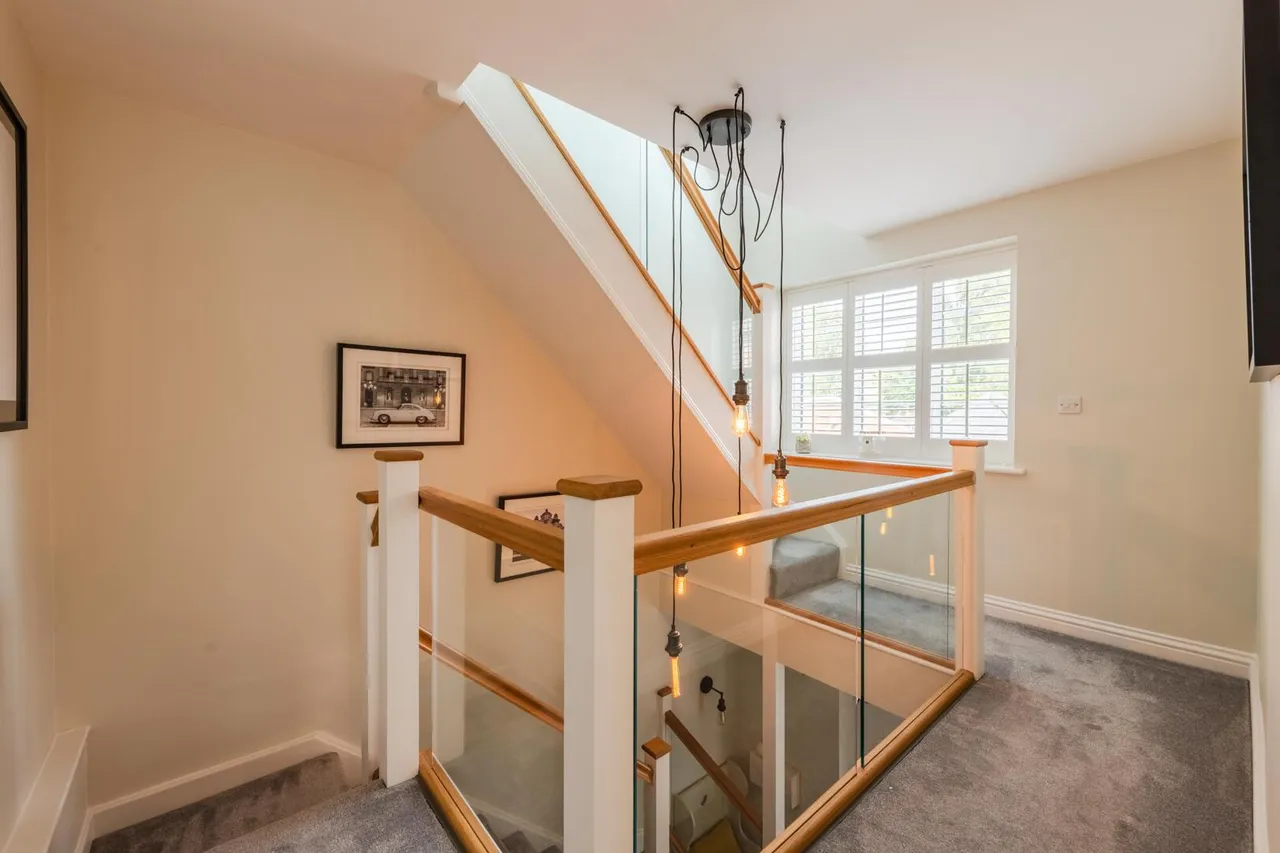 Nash Court, Belbroughton, Stourbridge, photo 12