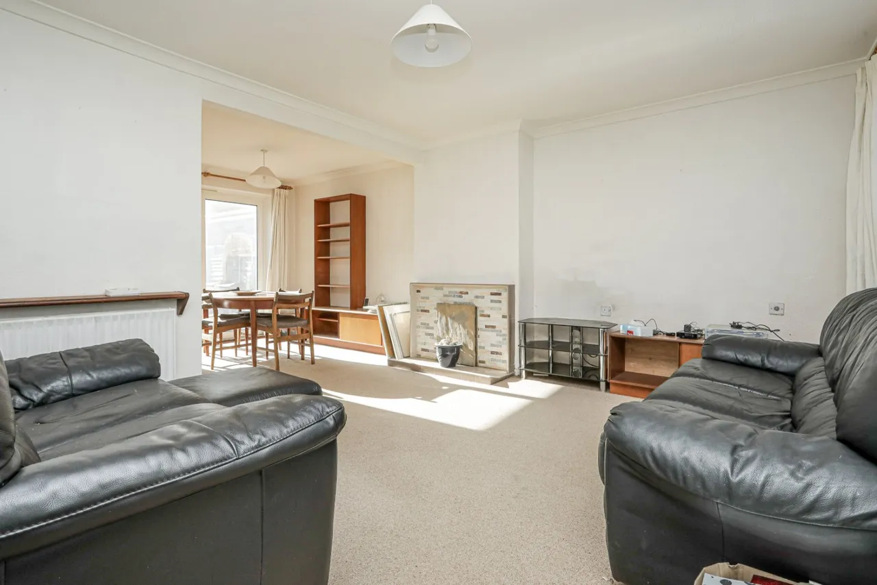 Ashborne Close, Kennington, TN24, photo 5