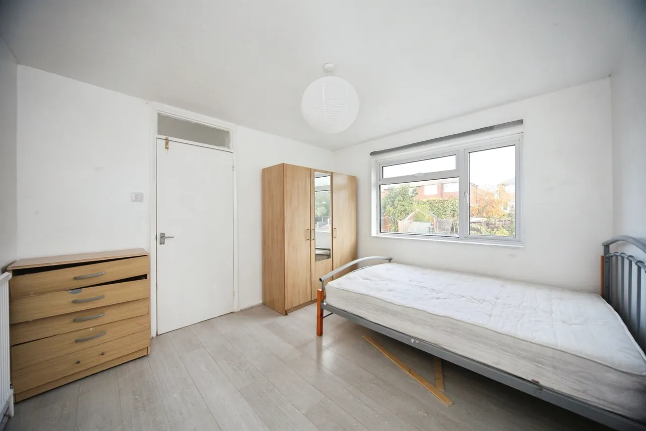 Grampian Way, Luton, LU3, photo 8