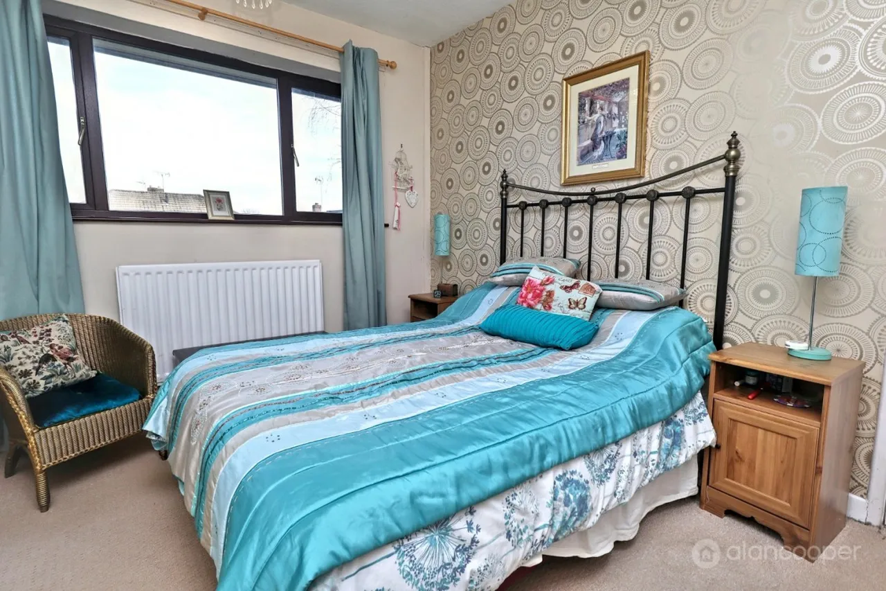Nuneaton Road, Bulkington, CV12, photo 11