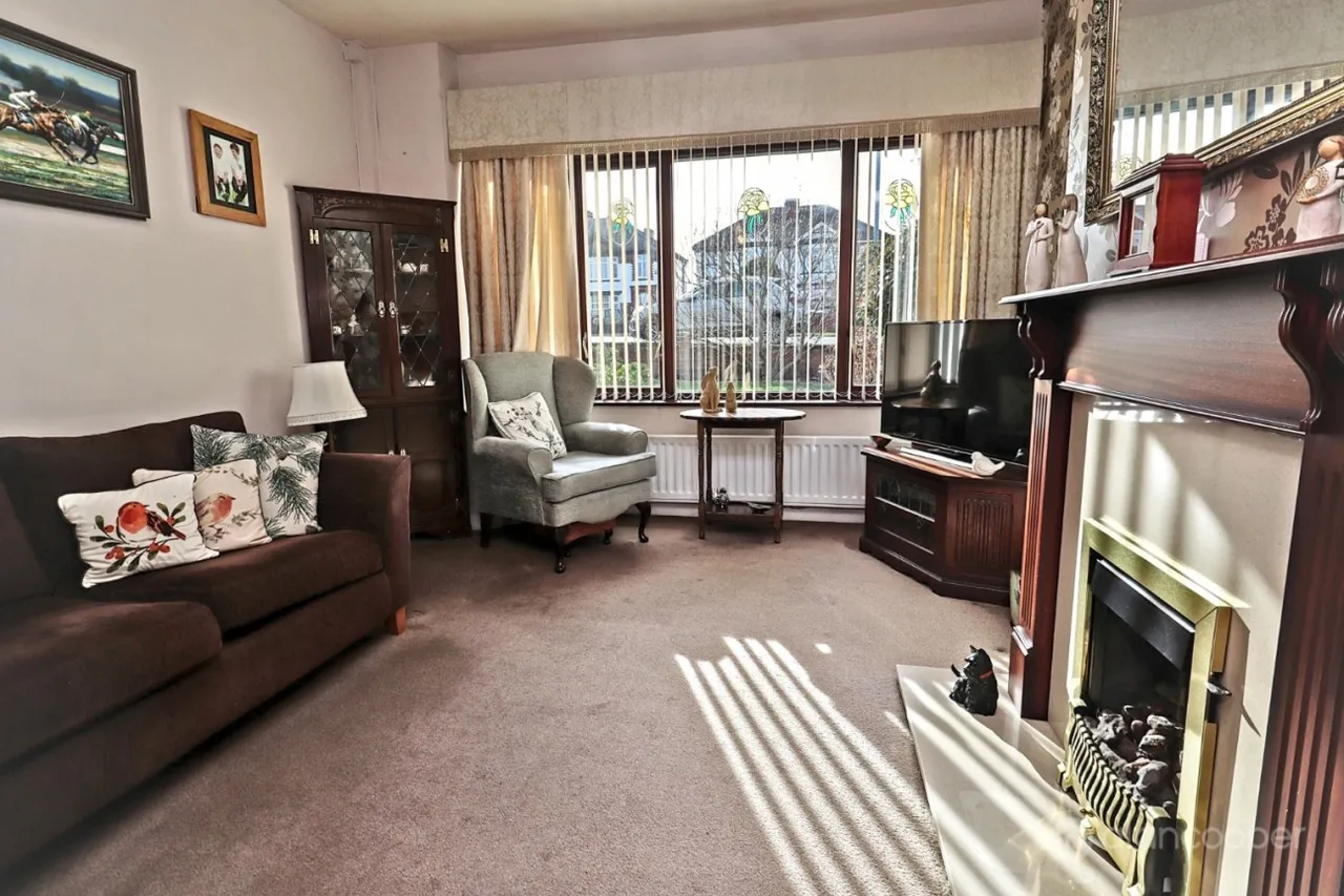 Nuneaton Road, Bulkington, CV12, photo 5