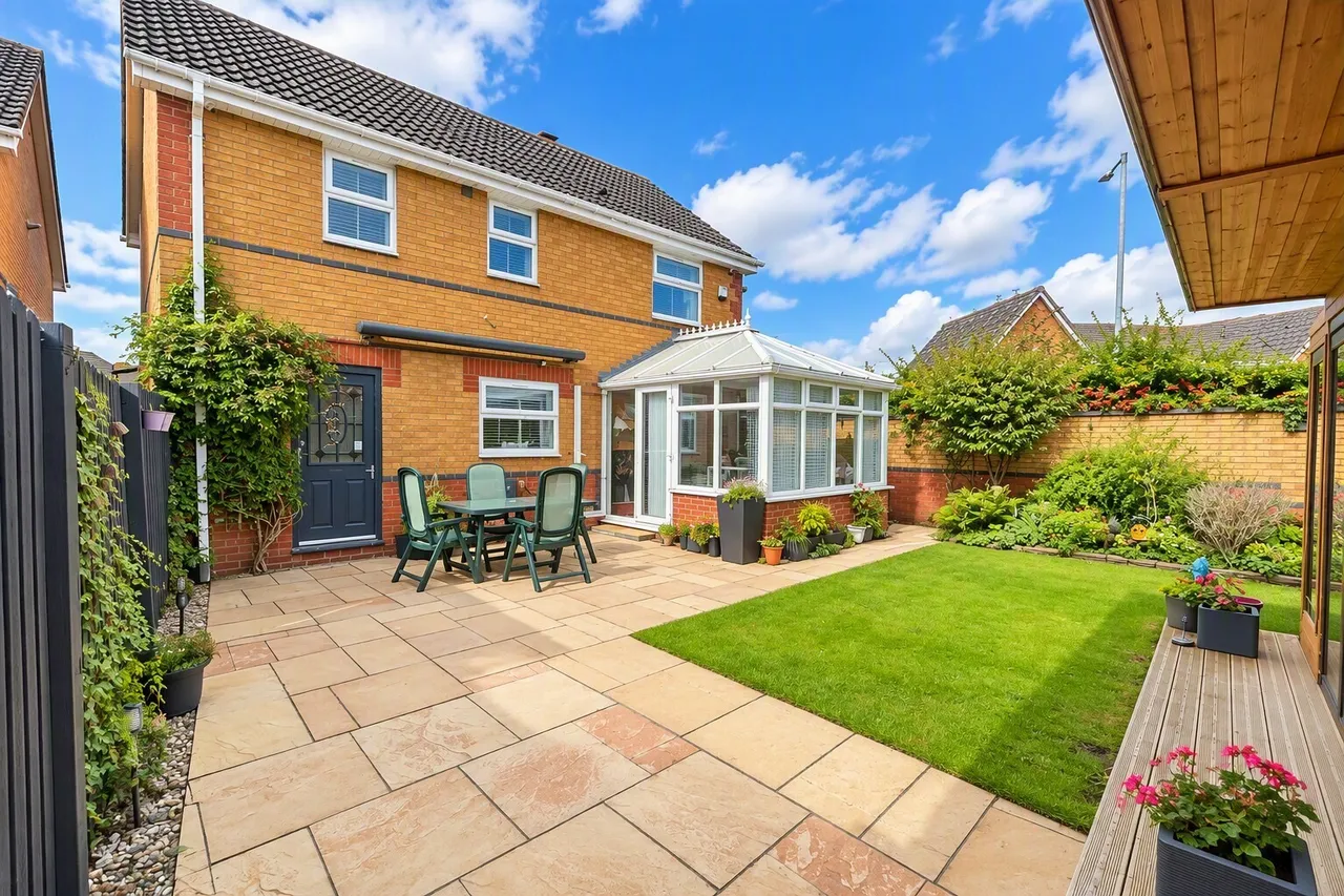 Mansion Drive, Tipton, DY4, photo 14