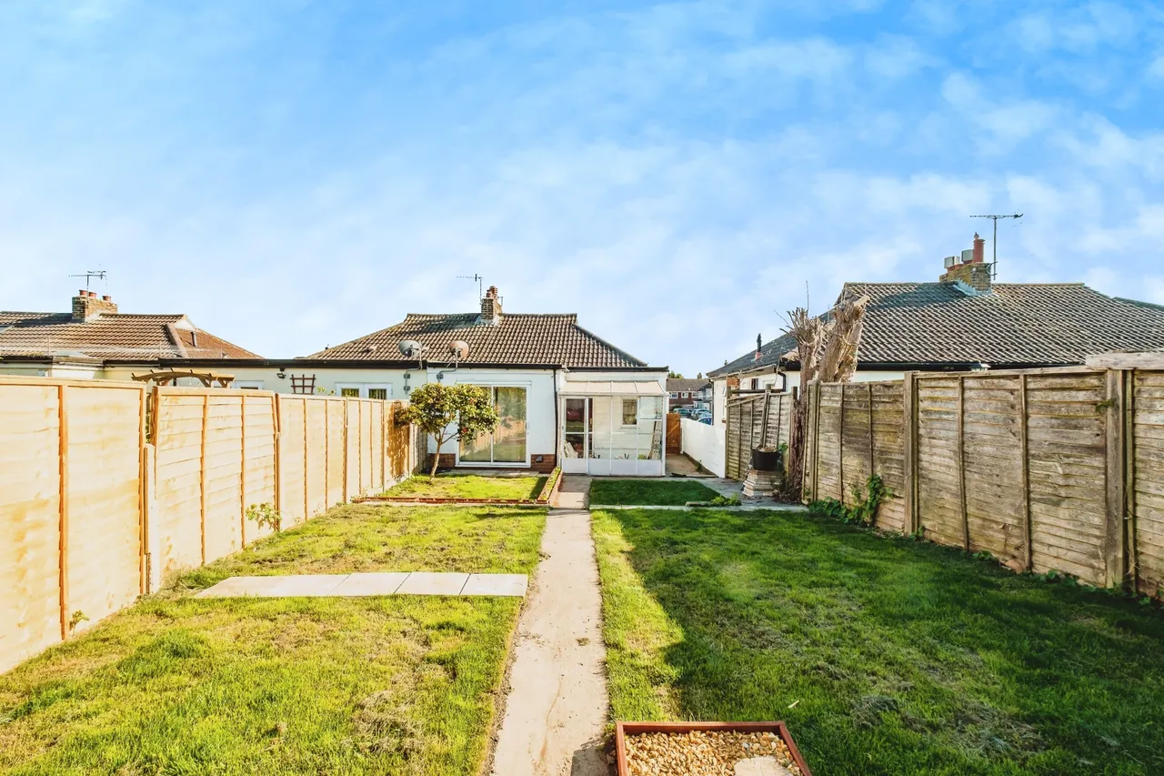 Buci Crescent, Shoreham-By-Sea, BN43, photo 14