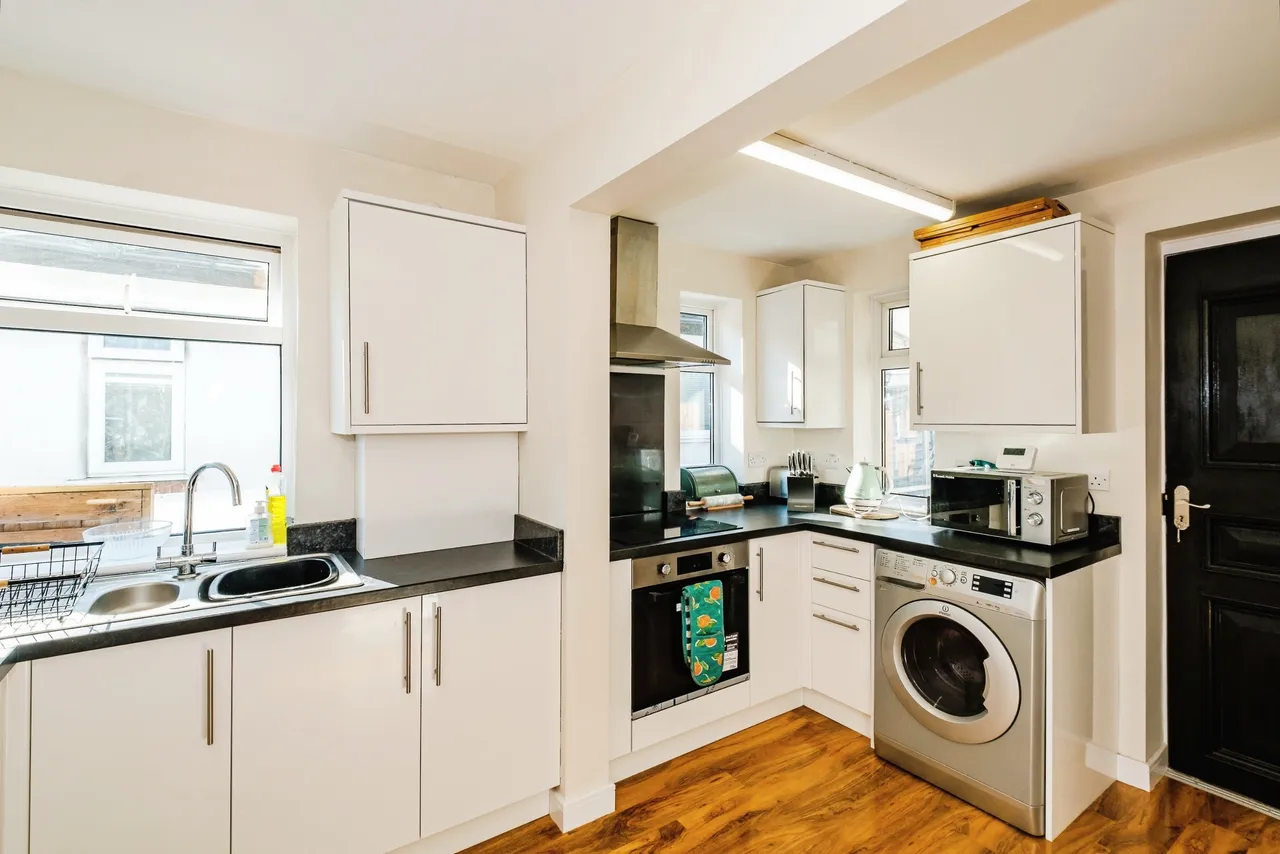 Buci Crescent, Shoreham-By-Sea, BN43, photo 5